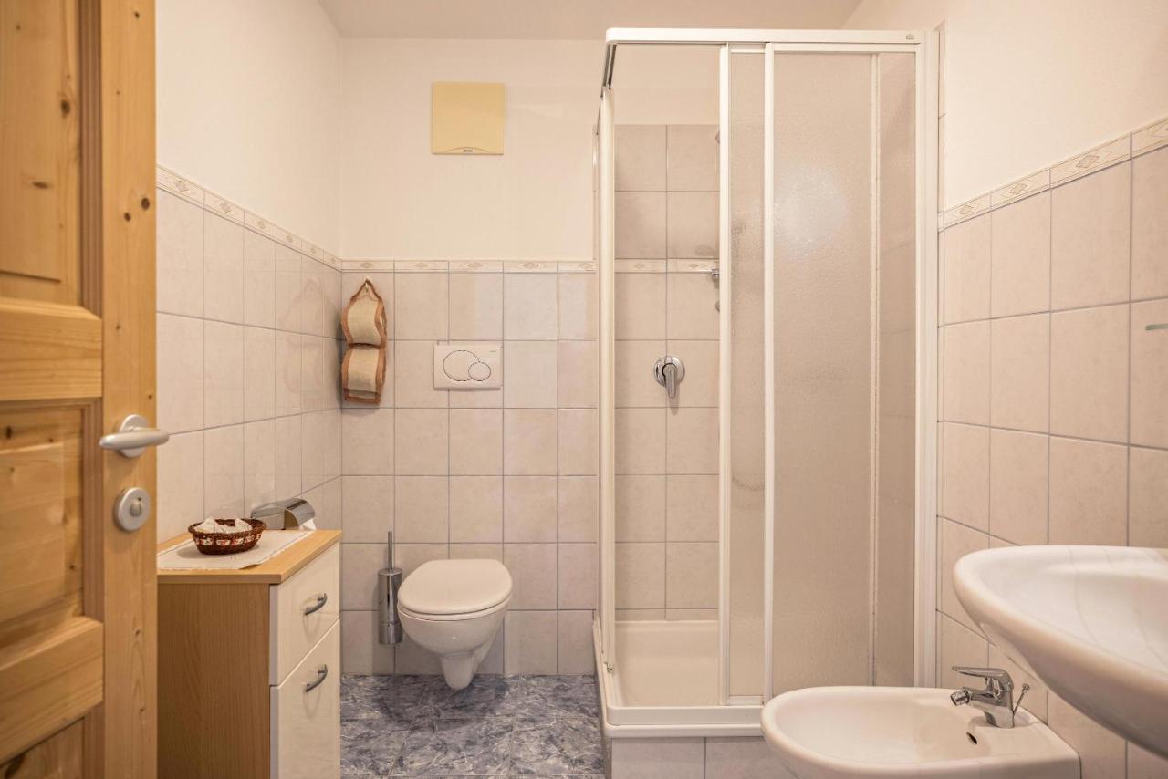 Lettnerhof Bnb Wohnung 5 モングエルフォ エクステリア 写真